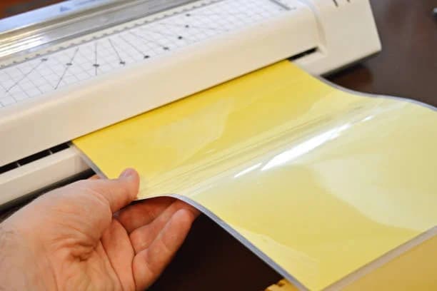 Fotocopy Batam 39 - Laminating